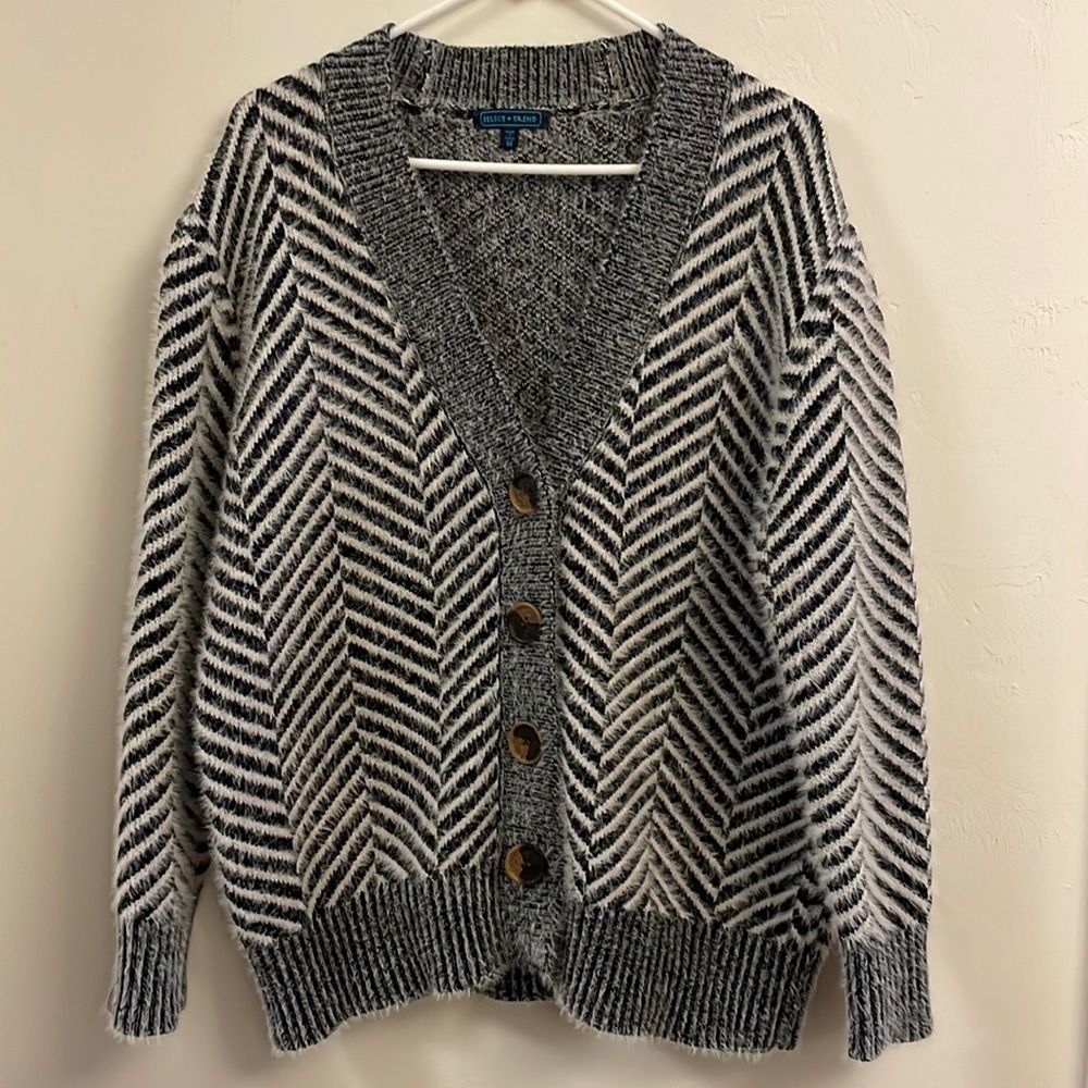 NWOT Heavy Cardigan-M